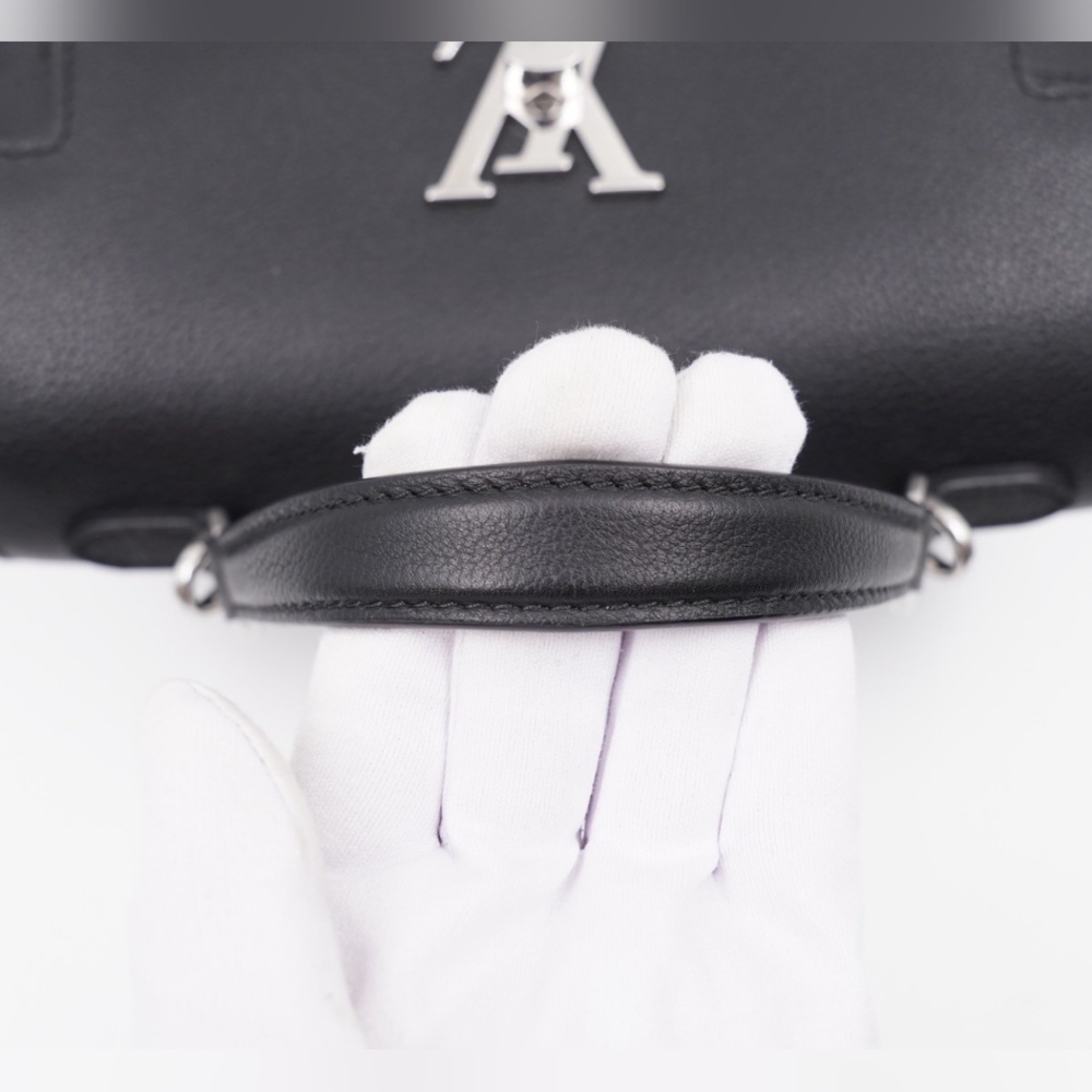 CE31 💟 Louis Vuitton Calfskin Lockme Ever BB Black - Picture 12 of 15